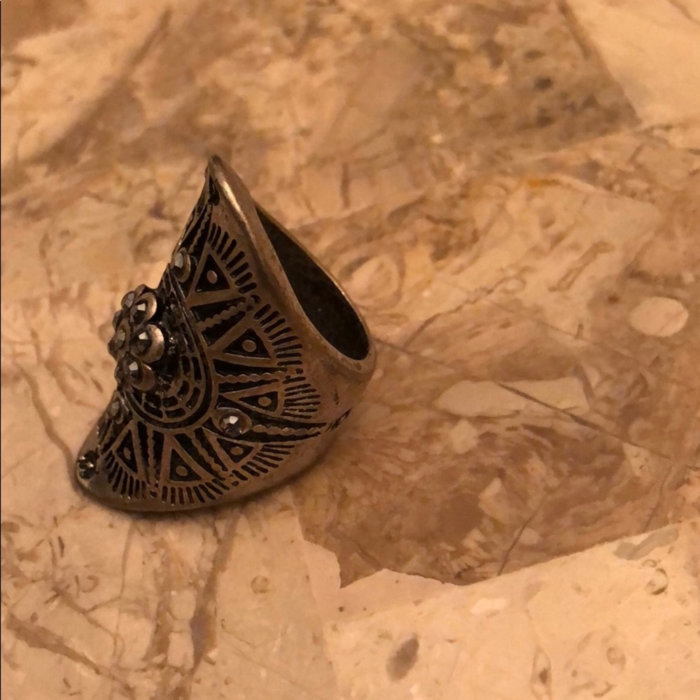 Chunky ring - Picture 2 of 3